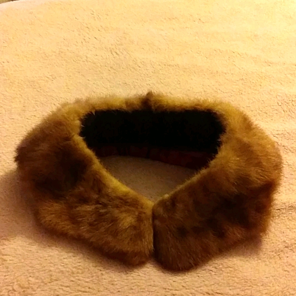 Antique fur collar for coat (MINK)